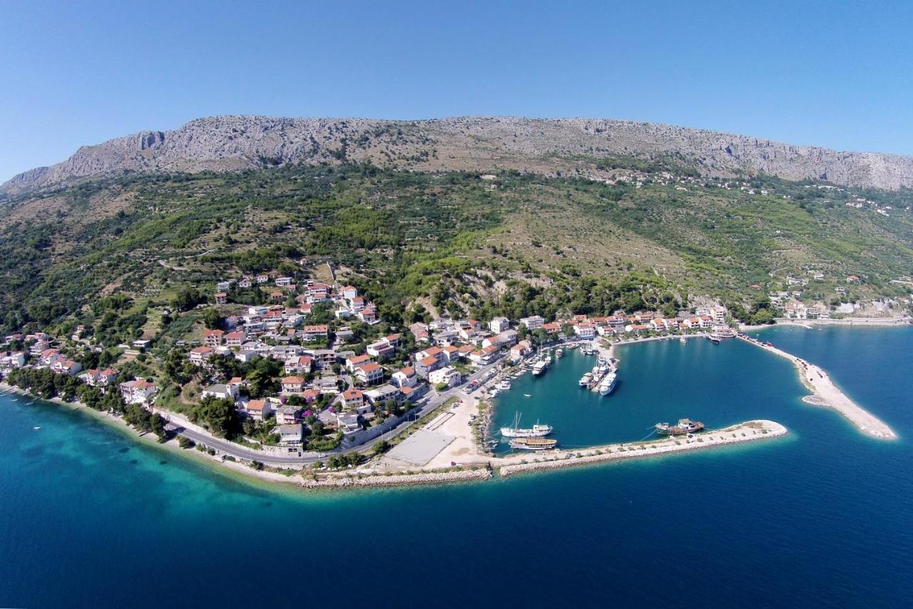 Apartments By The Sea Krilo Jesenice, Omis - 15145 Jesenice  Exteriör bild